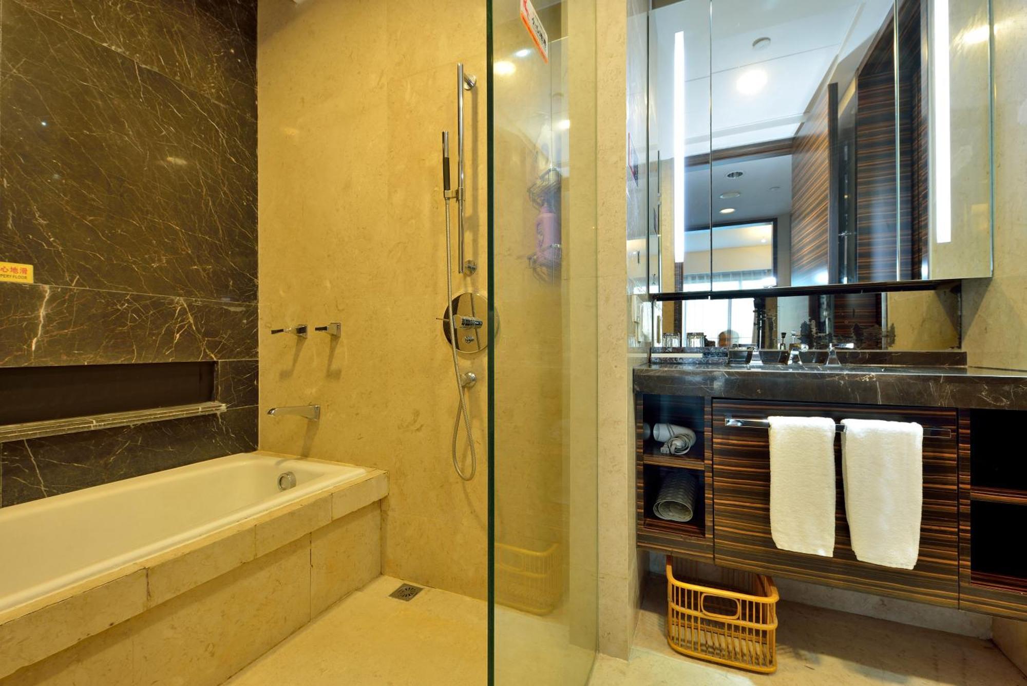 Heefun Apartment Gz -Poly World Trading Center-Walking Distance To Canton Fair Εξωτερικό φωτογραφία