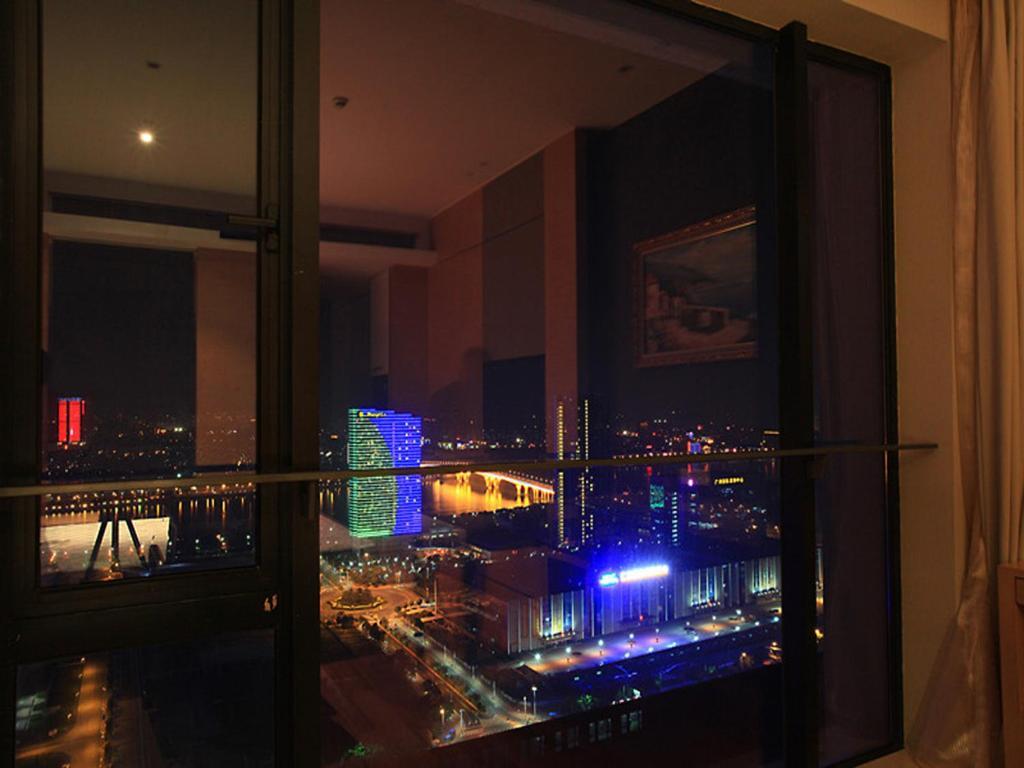 Heefun Apartment Gz -Poly World Trading Center-Walking Distance To Canton Fair Εξωτερικό φωτογραφία