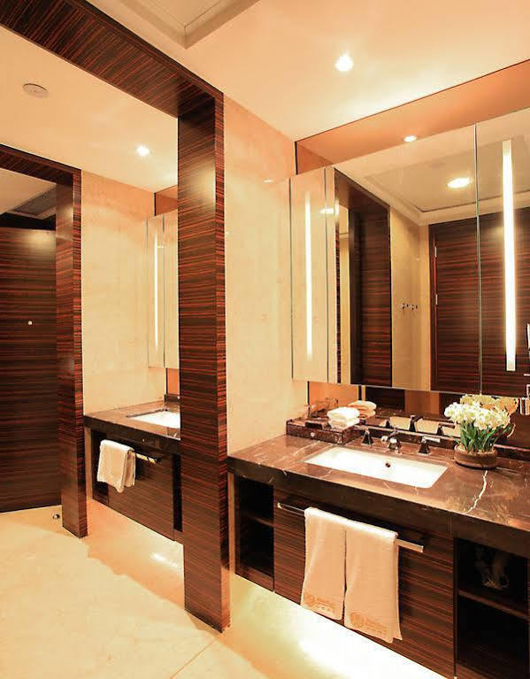 Heefun Apartment Gz -Poly World Trading Center-Walking Distance To Canton Fair Εξωτερικό φωτογραφία